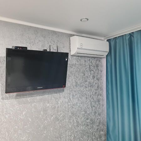 Однокомнатная Квартира В Центре Петропавловска Экстерьер фото